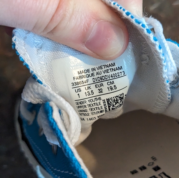 Blue Danube Low Top Kids Converse Youth size 1 - Picture 2 of 11